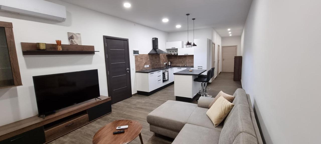 Enjoy And Relax Apartment Моста Екстериор снимка